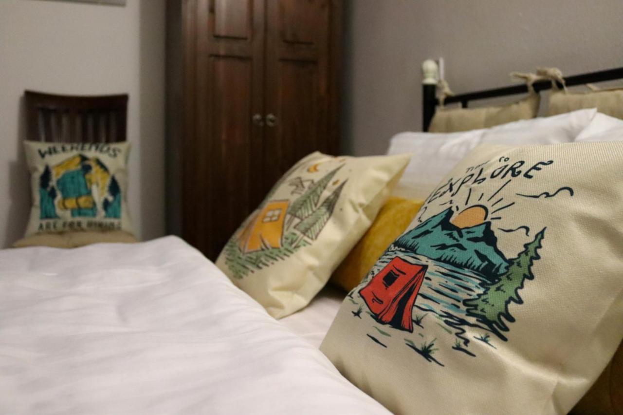 Pensjonat Galeria Turismului Montan Cîrţişoara Zewnętrze zdjęcie